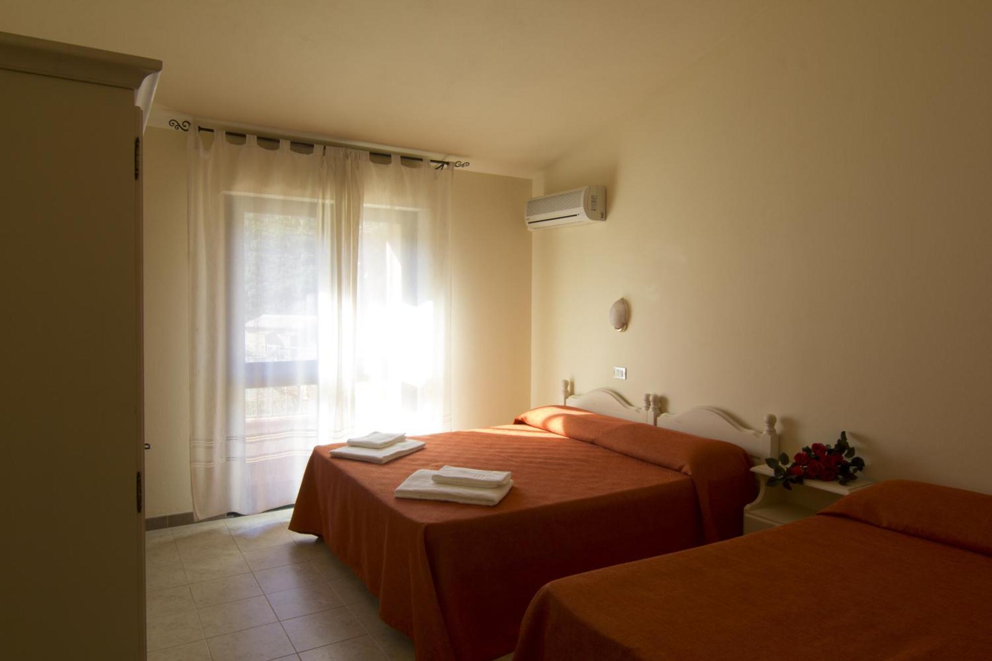 Agriturismo Sa Rocca Iglesias Pokoj fotografie